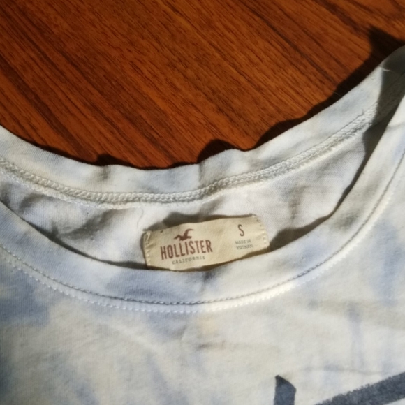 🍊3 for $20🍊Hollister Tie Dye Crop Top - Picture 3 of 4